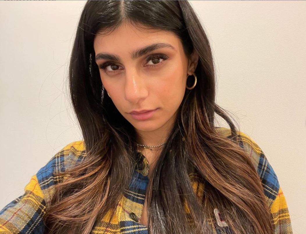 Mia Khalifa divorțează! Fosta vedetă a filmelor pentru adulți se desparte de soț, după doar un an de la nuntă: „Fără regrete”