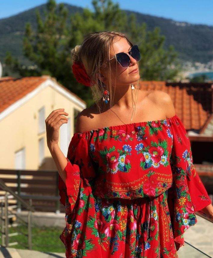 Cu ce se ocupă Sylvia Sîrbu de când a plecat din România. Fosta soție a lui Andrei Ștefănescu locuiește de ani buni în Ibiza: „Nu dansez în cluburi”