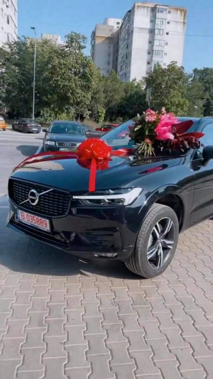 Theo Rose, surpriză de proporții din partea iubitului ei, Alex Leonte. Ce i-a dăruit nepotul lui Nea Marin: ”Nu plânge, că te bat” / FOTO