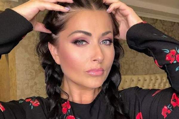 Gabriela Cristea, în cel mai transparent costum. Prezentatoarea a uitat de inhibiții și a uimit pe toată lumea: ”Mă ocup de mine” / VIDEO