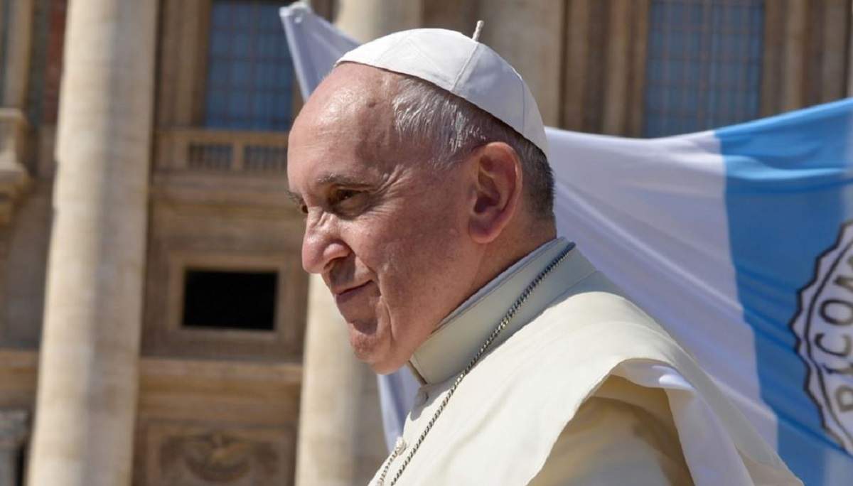 Papa Francisc, internat la spital! Suveranul Pontif urmează să fie operat
