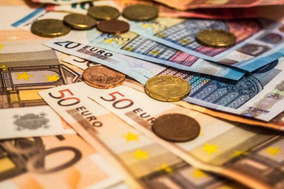Bulgaria a hotărât trecerea la moneda euro începând cu anul 2024, fără o perioadă de tranziţie. În ce stadiu se află România