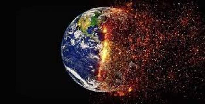 Un glob pământesc pe jumătate ars