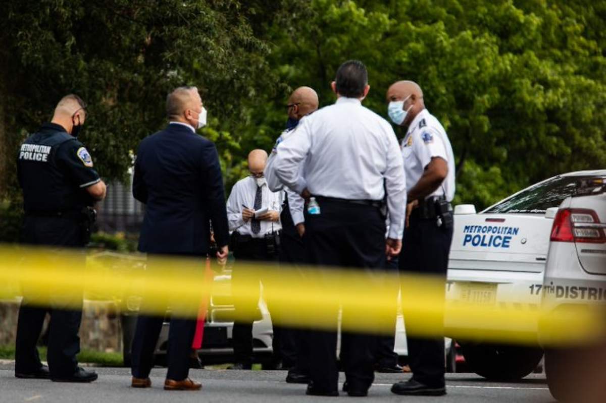 Un copil din SUA și-a împușcat accidental mama, după ce a găsit arma încărcată în casa unde locuia. Femeia participa la o videoconferință în timpul tragediei