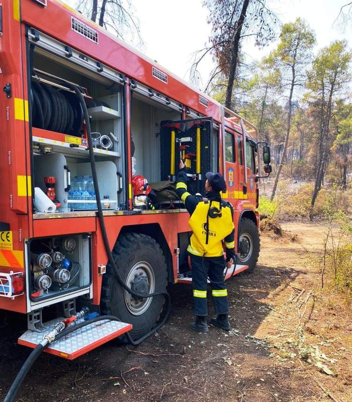 Pompierii români din Grecia se vor întoarce la începutul săptămânii viitoare. Anunțul făcut de Raed Arafat