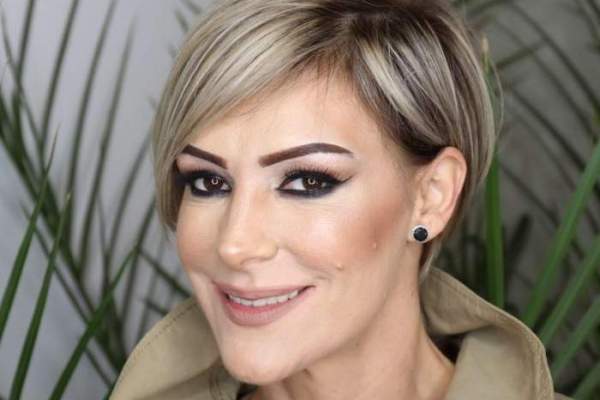 Care este relația dintre Roxana Ciuhulescu și fiica sa adolescentă. Vedeta recunoaște că face față cu greu rolului de mamă a doi copii