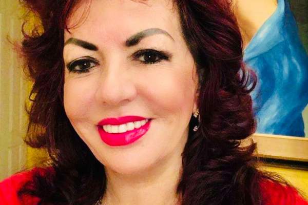 Câți bani cere Carmen Harra pentru a ghici viitorul. Clarvăzătoarea i-a prezis chiar și lui Jennifer Lopez: „Consiliere pentru cupluri”
