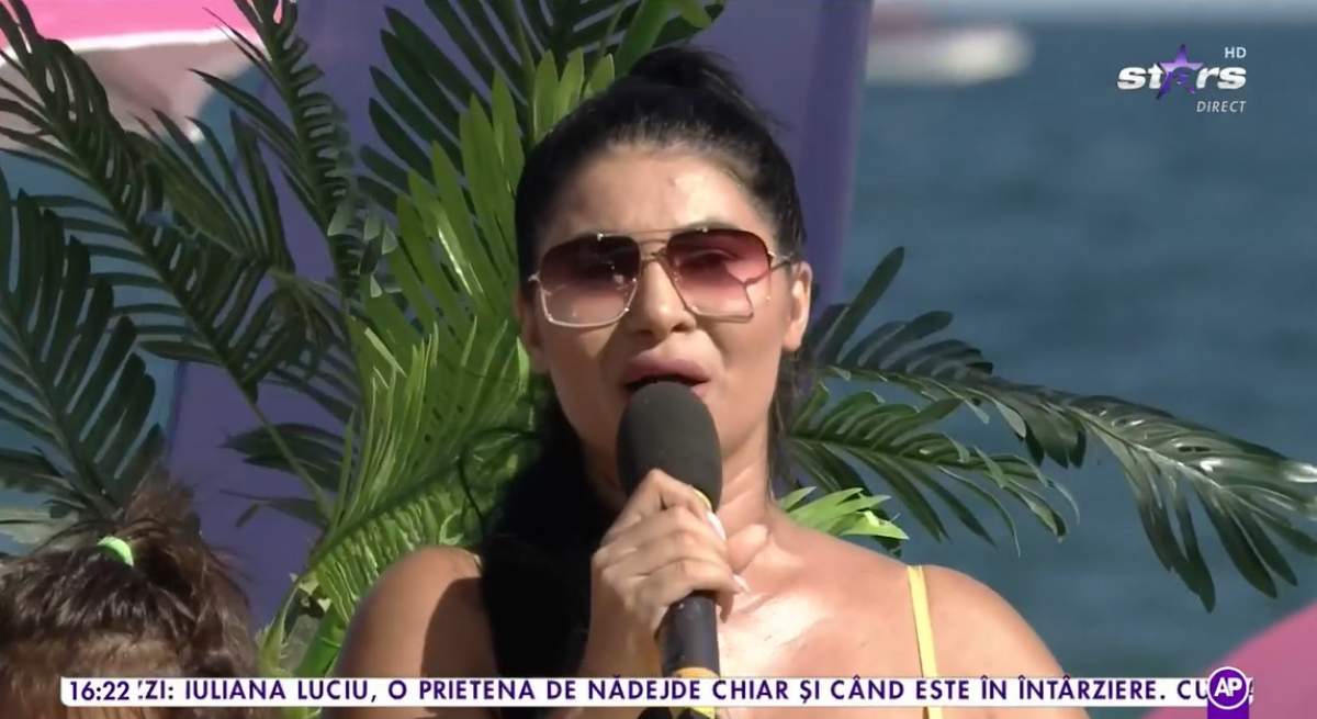 Ramona Manole, pe plajă la Star la mare fitză