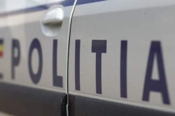 Bărbat din Bacău, reținut de autorități după ce a lovit-o pe fosta concubină și și-a răpit copilul de 11 luni. Unde au fost găsiți individul și micuțul său