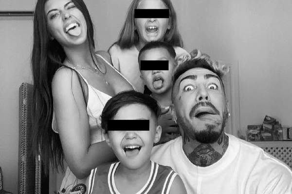Cum le-a explicat Antonia celor doi băieți ai săi că sora lor, Maya, nu poate locui alături de ei: „Au înțeles că are alt tată”