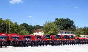 Cei 142 de pompieri români plecați să ajute la stingerea incendiilor au ajuns în Grecia / FOTO