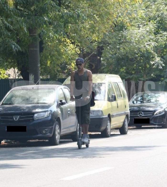 Mijlocul de transport preferat al lui Mike Diamondz. Cântărețul își păstrează spiritul mereu tânăr / PAPARAZZI