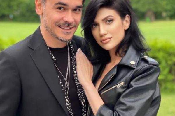 Răzvan Simion și Daliana Răducan, fotografie din dormitor. Cum au sărbătorit cei doi aniversarea brunetei / FOTO