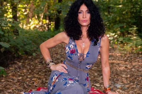 Cum își menține Mihaela Rădulescu silueta la 52 de ani. Diva recunoaște că are două plăceri vinovate: ”Nu pot controla”