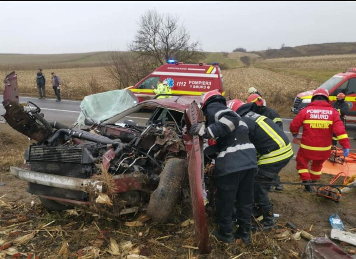 Trafic blocat pe DN1, după un accident grav în care un bărbat și o femeie au murit și alte patru persoane au ajuns la spital. Cum s-a întâmplat tragedia