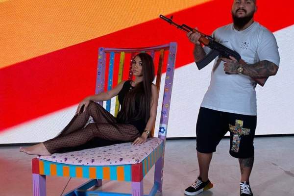 Cine este și cum arată sora lui Dani Mocanu. Diana Mocanu are doar 16 ani, iar versurile noii sale piese i-au uimit pe internauți: „Fac bani mai mulți decât bărbații” / VIDEO