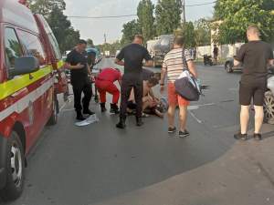 Tânăr pe trotinetă, mort după o șicanare cu un motociclist, în trafic. Scenele șocante au avut loc în București