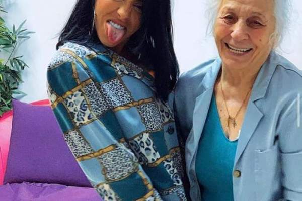 Bunica lui Ruby a fost găsită singură în casă, întinsă pe podea. Cum a reacționat artista și ce s-a întâmplat, de fapt / FOTO