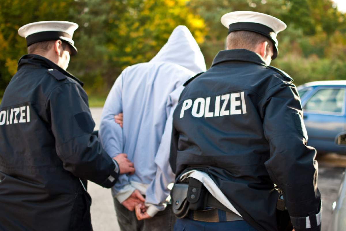Atac într-un complex rezidențial din Germania. 22 de persoane au fost rănite, după ce un bărbat s-a arătat deranjat de zgomotul făcut de către copii
