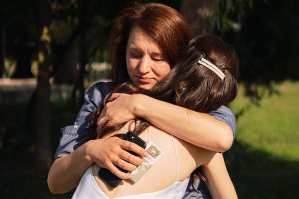 Cleopatra Stratan, imagine emoționantă cu mama! Ce mesaj de iubire i-a transmis cântăreața: ”E cu și pentru mine oricând și oriunde”