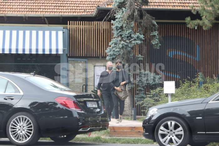 Familia și prietenii actori, prezenți la parastasul lui Ion Caramitru. Primele imagini de la evenimentul care-l comemorează pe artist / PAPARAZZI