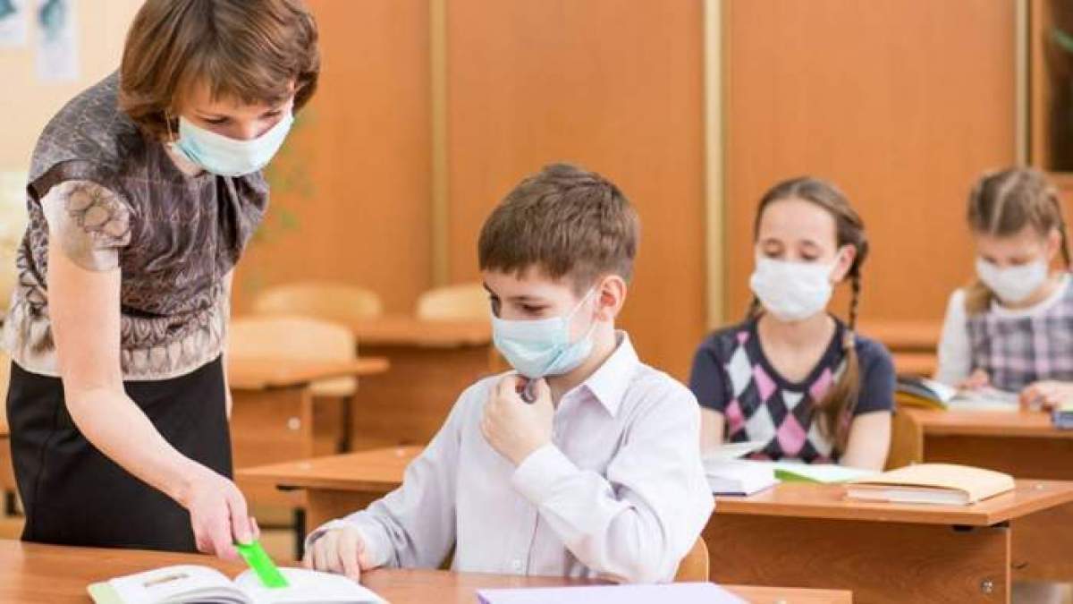 Opt școli din București nu vor începe școala fizic mâine! Care sunt acestea și de ce elevii nu pot reveni în bănci