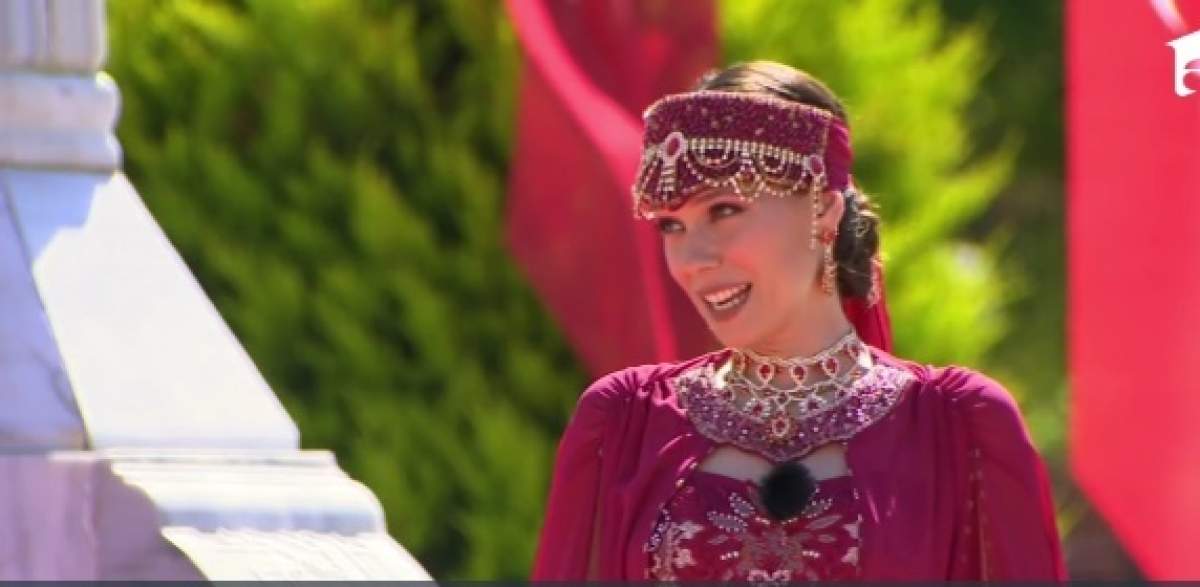 Irina Fodor, apariție extravagantă în sezonul 4 Asia Express. Prezentatoarea s-a costumat în prințesă otomană: ”Am vrut să vă binedispun” / VIDEO