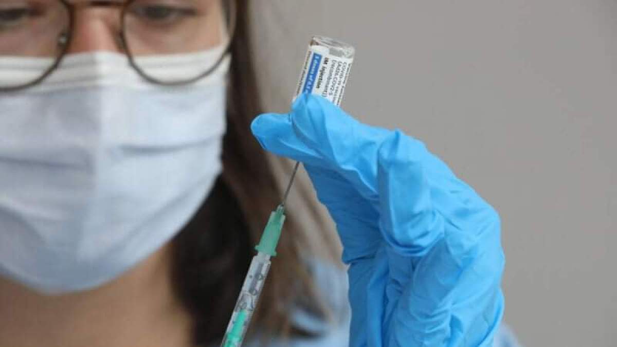 Italia va începe imunizarea cu a treia doza de vaccin anti-COVID. Anuntul făcut de Ministerul Sănătății