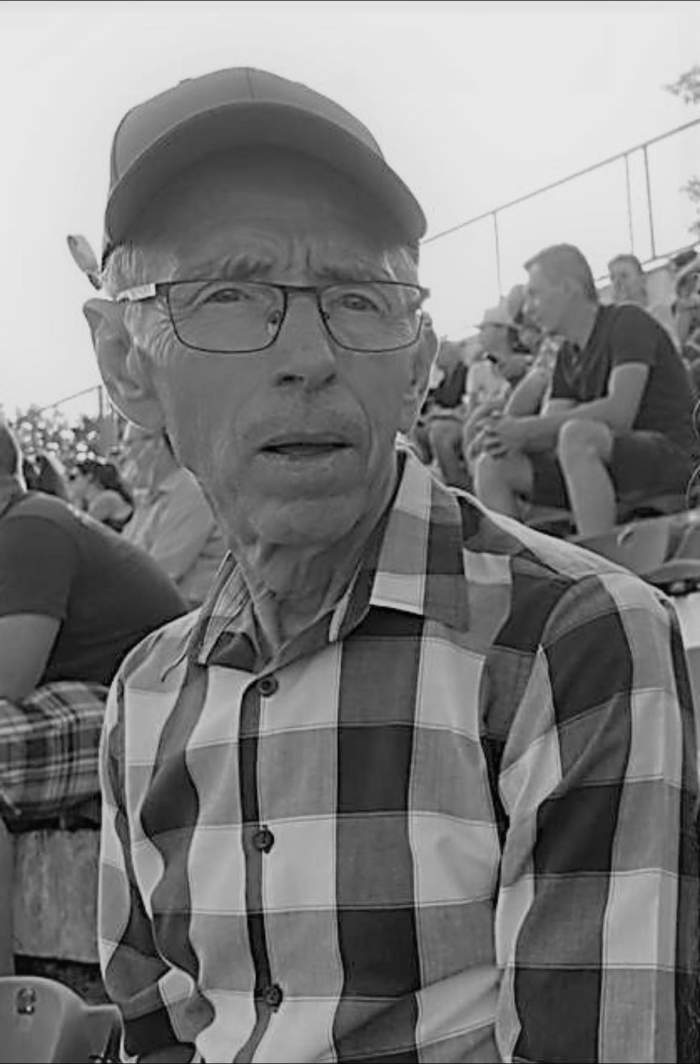 Lucian Sânmărtean este în doliu! Tatăl fostului fotbalist s-a stins din viață: ”De acum înainte îl voi căuta doar în inima mea”