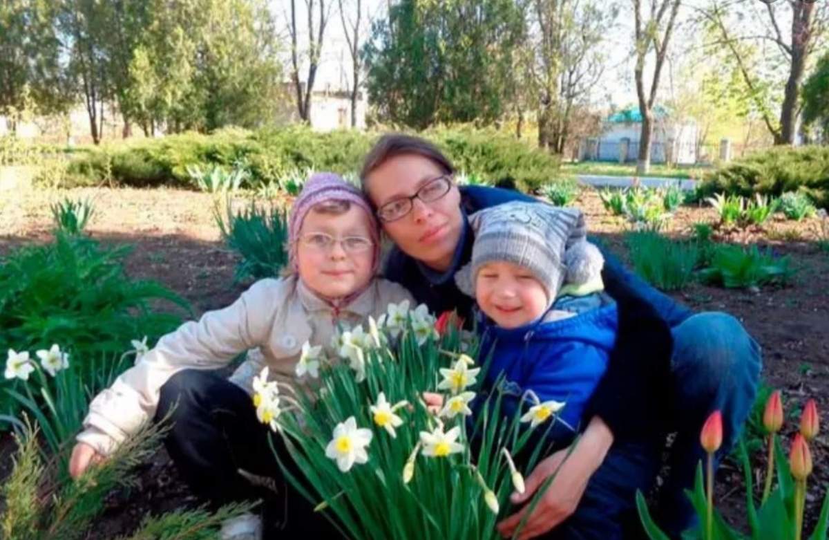 Doi frați, de 7 și 10 ani, găsiți moți într-un cufăr. Descoperirea macabră a fost făcută în Ucraina