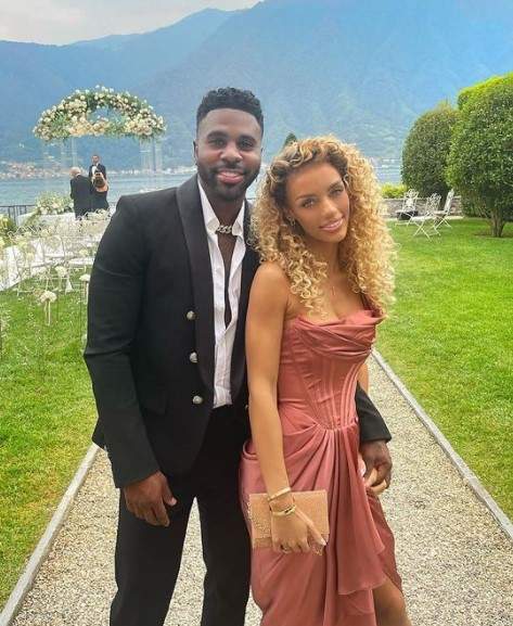 Jason Derulo s-a despărțit de mama copilului său, Jena Frumes. Cei doi au devenit părinți în urmă cu 4 luni