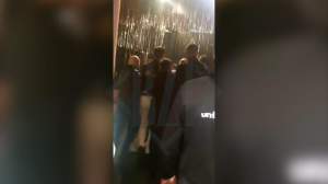 Imagini scandaloase la concertul lui Carla’s Dreams din Iași! Mai mulți petrecăreți au fost bătuți cu bestialitate de către agenții de pază / VIDEO