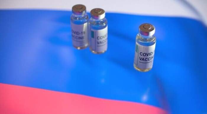 Ce se întâmplă dacă ai făcut primele două doze de vaccin împotriva coronavirusului, însă o refuzi pe a treia