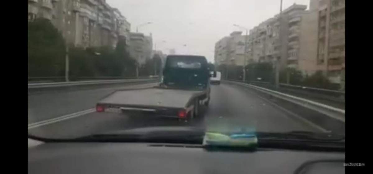Un șofer cu o alcoolemie de 1,7 a fost oprit de oameni în trafic, la Cluj. Bărbatul a fost la un pas să provoace un accident / VIDEO