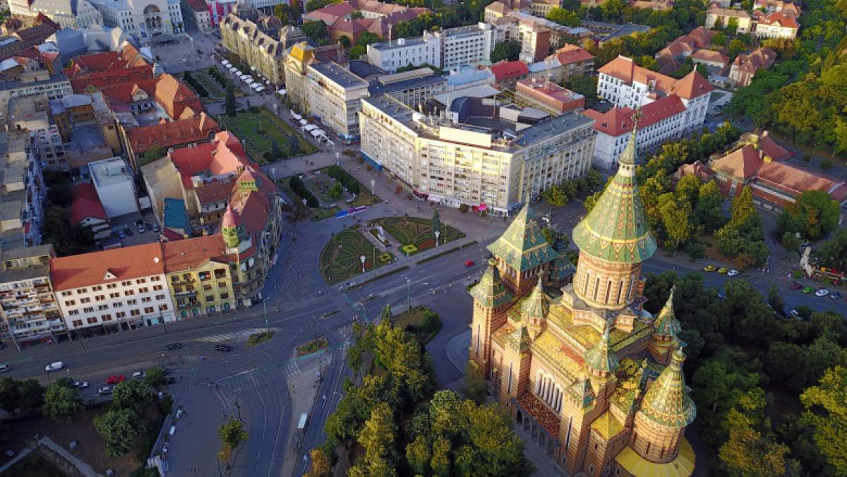 Timișoara, primul oraș din România care intră în carantină totală. Școlile și restaurantele se închid, iar circulația va fi restricționată