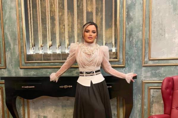 Carmen de la Sălciua, invitată la cafea în schimbul sumei de 20.000 de euro. Cum a reacționat cântăreața: ”Scump” / FOTO