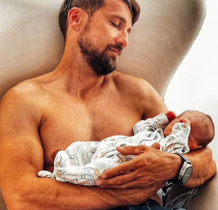 Unde doarme Dani Oțil de când a devenit tată. Ce dezvăluiri a făcut prezentatorul TV, în direct: ”Caut amantă”
