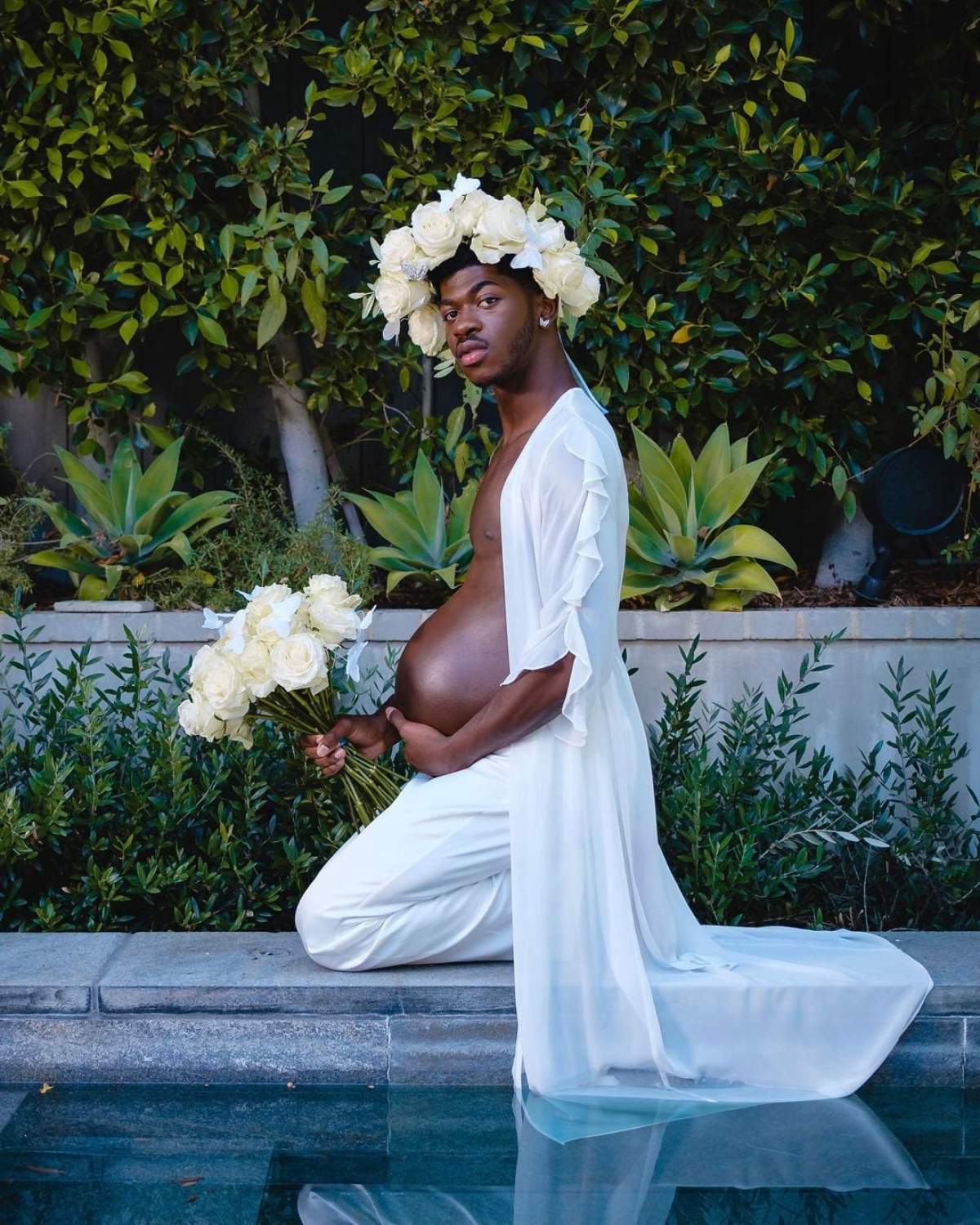 Lil Nas Celebrul rapper Lil Nas X a anunțat că este ”gravid”. Imaginile controversate au făcut înconjurul lumii / GALERIE FOTO