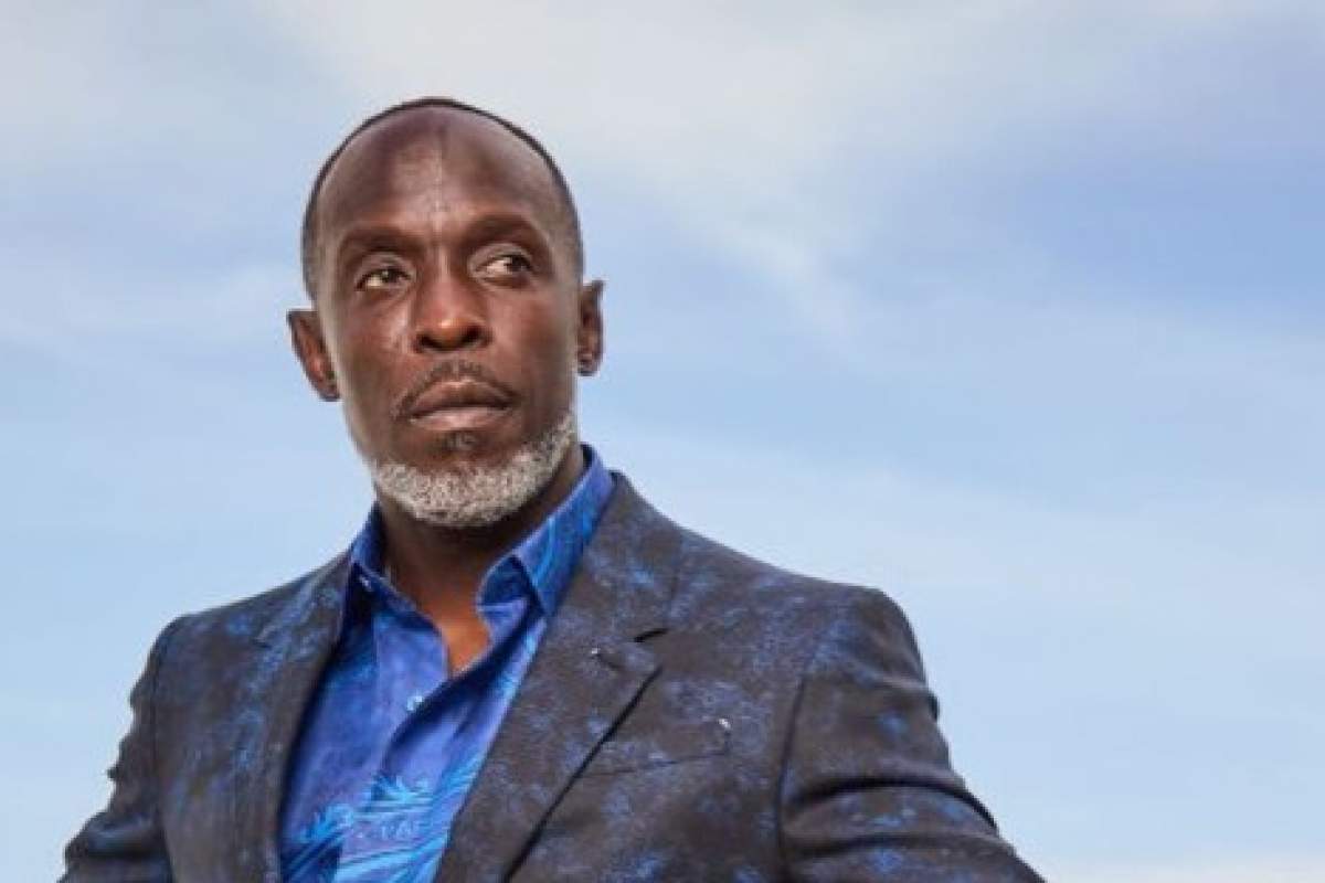 Michael K. Williams la costum