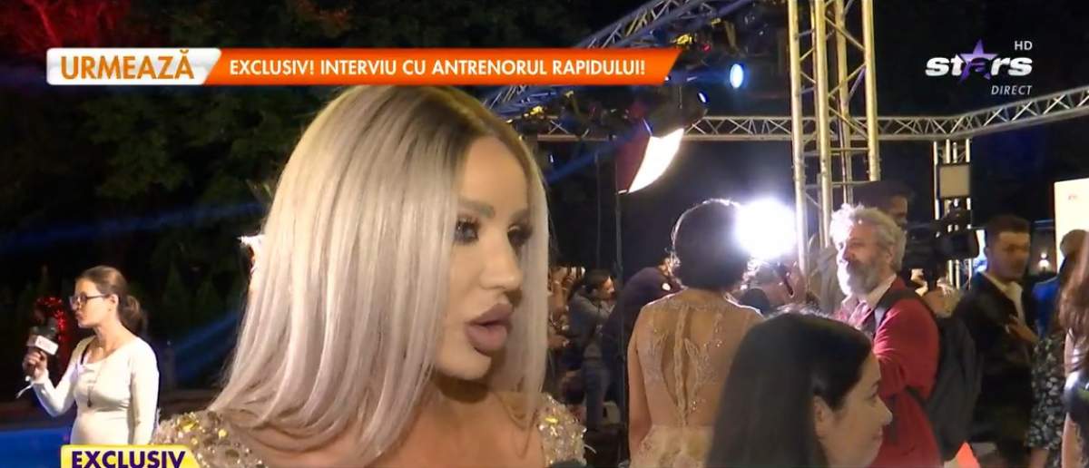 Bianca Drăgușanu, la un eveniment, dă interviu
