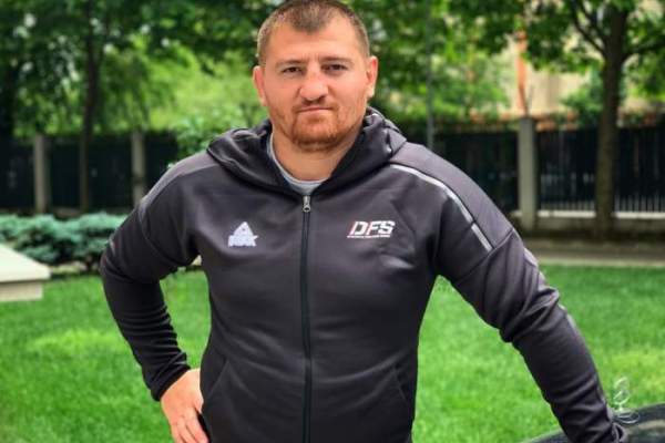 Cătălin Moroșanu a rămas fără permis auto. Luptătorul a fost prins conducând peste viteza legală