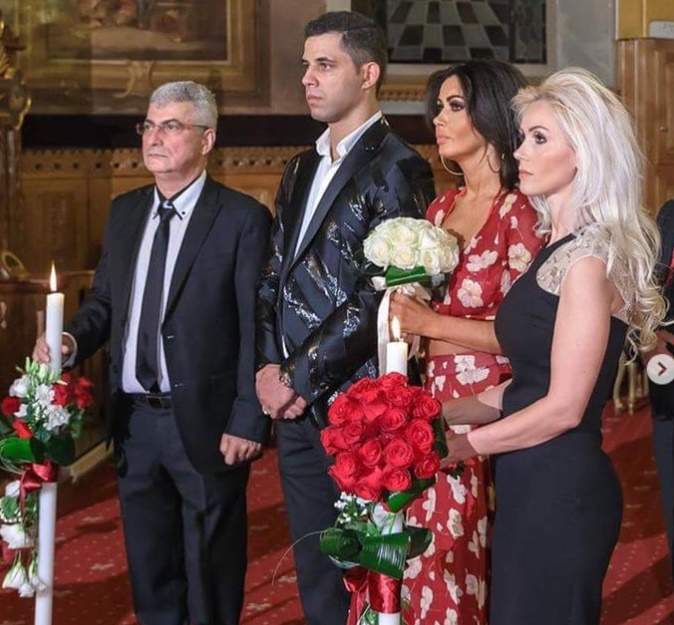 Oana Zăvoranu și soțul ei, Alex Ashraf, au împlinit patru ani de căsătorie. Bruneta a postat imagini emoționante: ”Sunt mai îndrăgostită ca niciodată” / FOTO