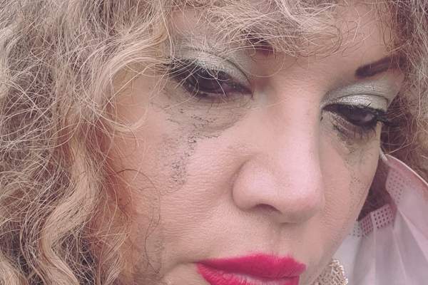 Ce dramă a lovit-o pe Oana Lis. Cel mai negru scenariu anunţat de vedeta TV pe Facebook!