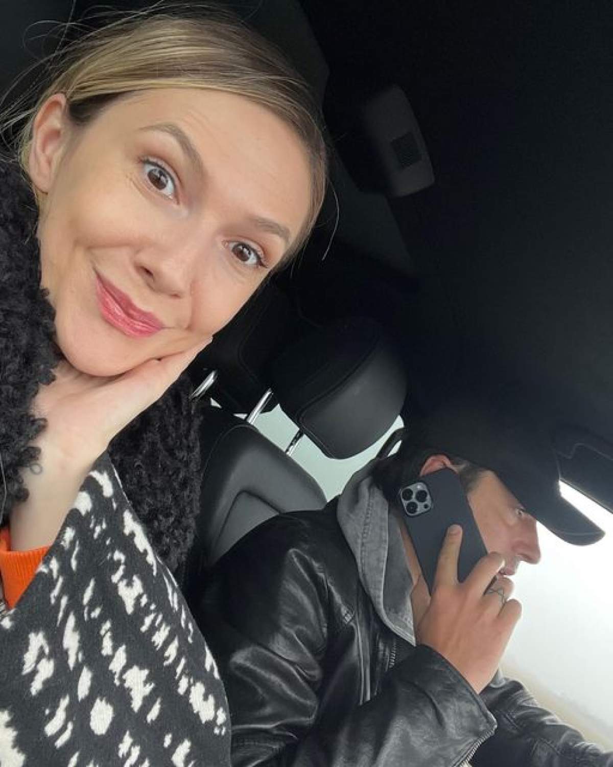 Adela Popescu, reguli stricte în casă! Radu Vâlcan nu are voie la telefon două ore pe zi! Care este motivul pentru care Adela Popescu i-a interzis: “Vorbește cât mai poți”