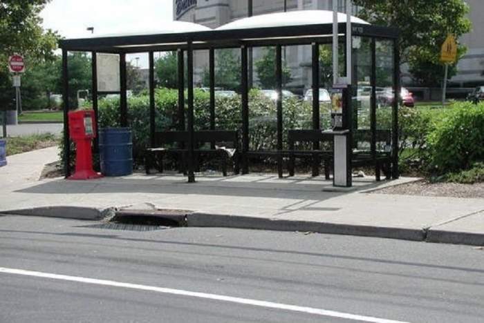 stație de autobuz