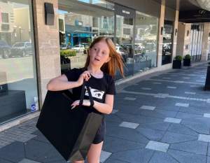 O fetiță de doar zece ani are două afaceri de succes, în Australia. Cum a reușit copila: “La 15 ani o să se pensioneze” / FOTO