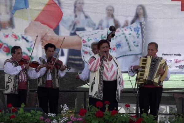 A murit una dintre emblemele muzicii lăutărești! Sufletul tarafului ”Rapsozii Gorjului” s-a stins din viață în urmă cu puțin timp / FOTO
