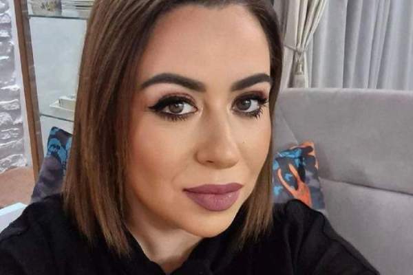 Cum arăta Oana Roman în primii ani de viață. Fanii au recunoscut-o cu greu / FOTO