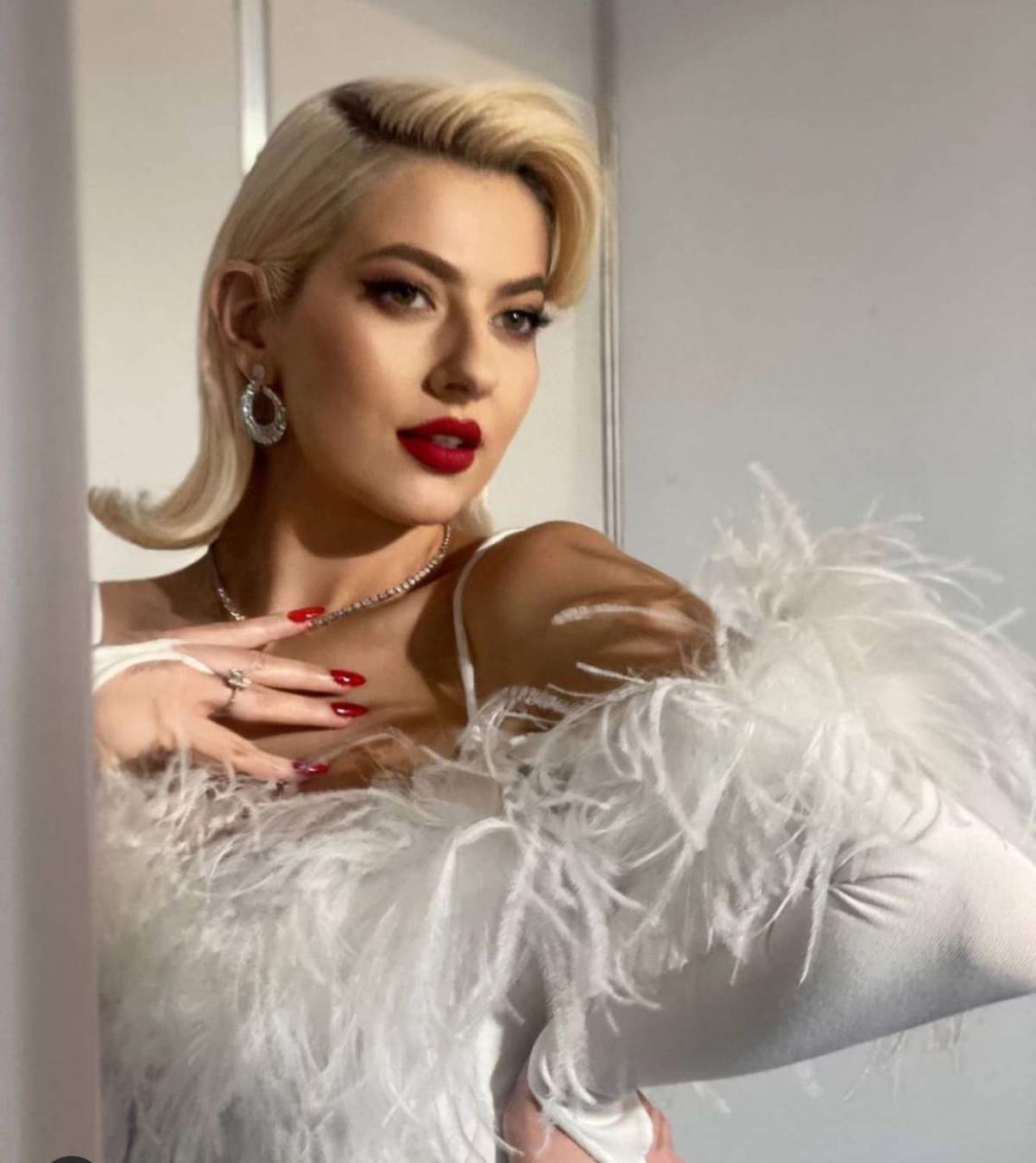 Lidia Buble, pregătită pentru o schimbare radicală de look?! Ce anunț a făcut artista pe rețelele de socializare: “De doi ani de zile mă lupt...” / FOTO