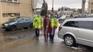 Contabilă din Iași, prinsă beată la volan. Femeia de 30 de ani avea alcoolemie de 3 la mie și a lovit două mașini